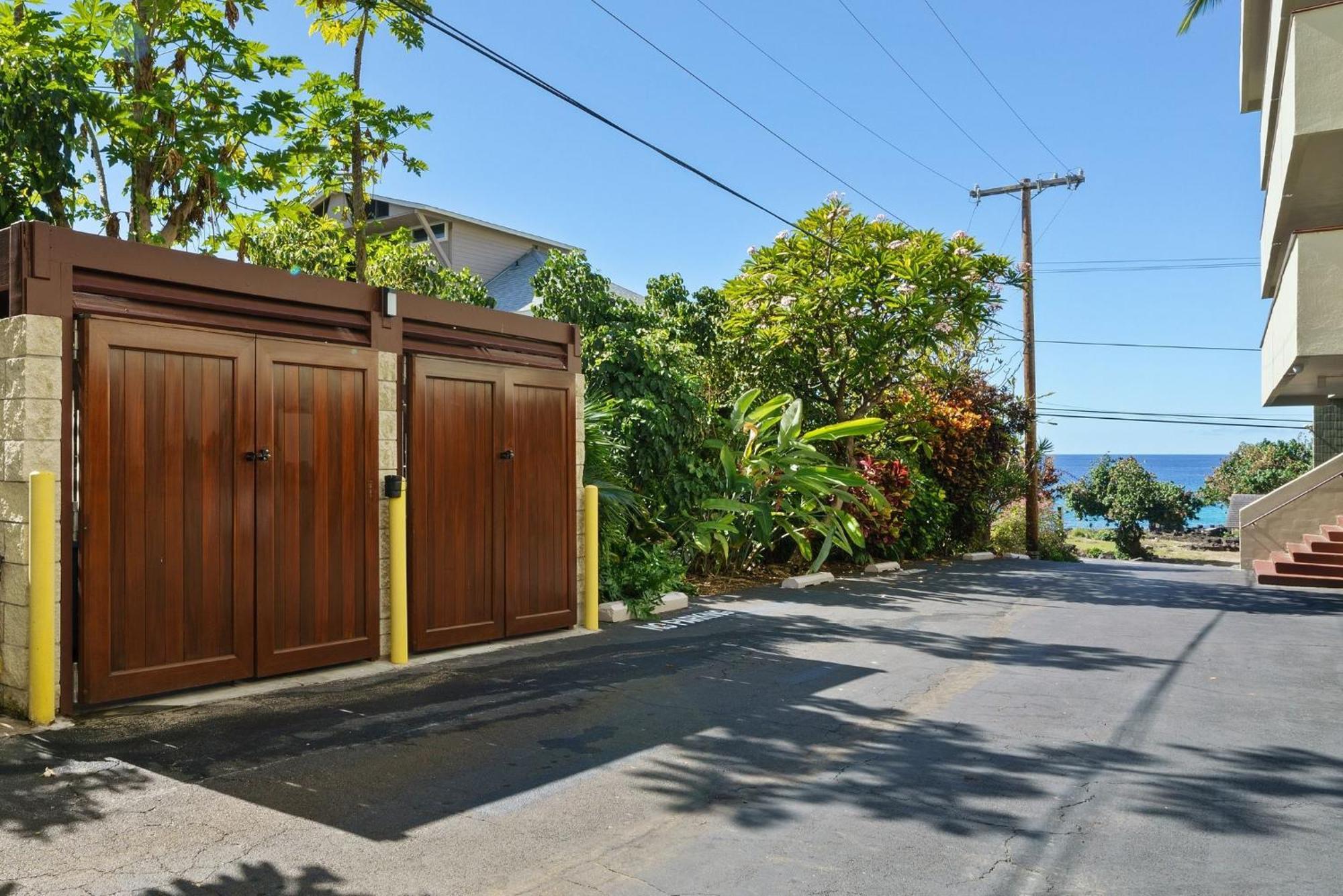 Big Island White Sands Village By Coldwell Banker Island Vacations Kailua-Kona Exteriör bild